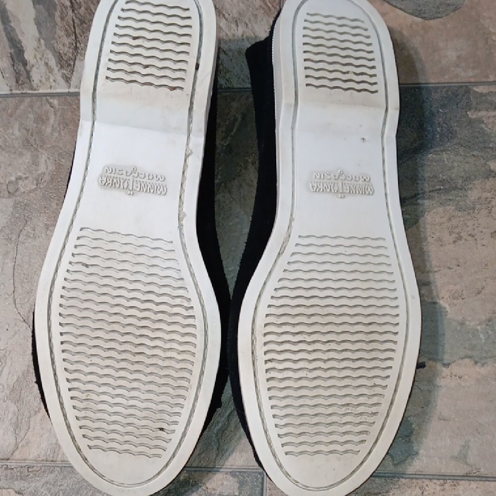 Women's Minnetonka Black Suede Moccasins with Beaded Accents - Picture 4 of 7